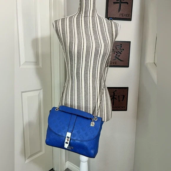 GUESS NWOT Blue Peony Debossed Logo Crossbody Shoulder Bag - Picture 9 of 14